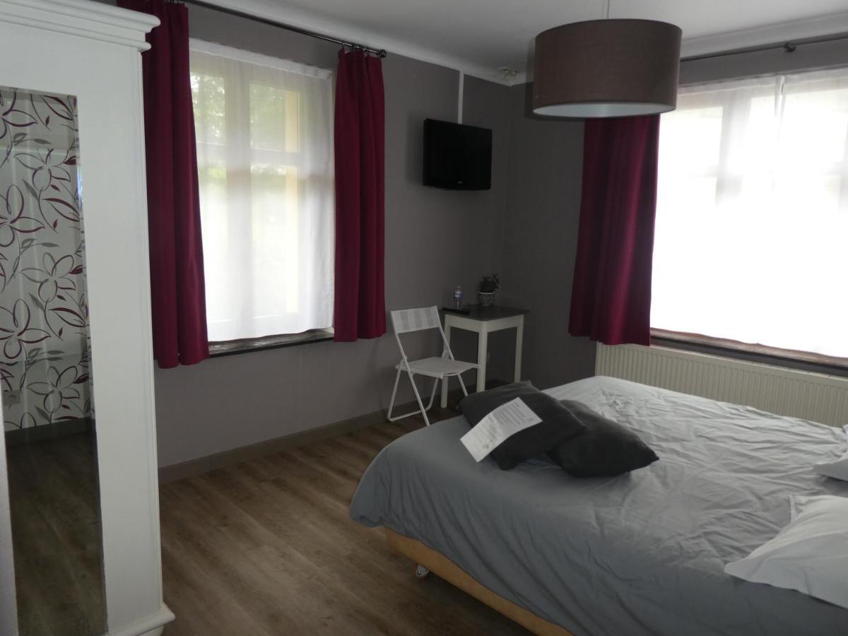 Hotel Des Roches Cugnon Екстериор снимка